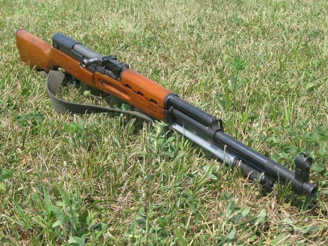 【国庆快乐】北美枪迷收藏的北方工业SKS 56式半自动步枪_刺刀