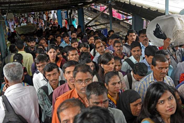 据印度2015年的人口普查显示,印度的人口达到了惊人的13.
