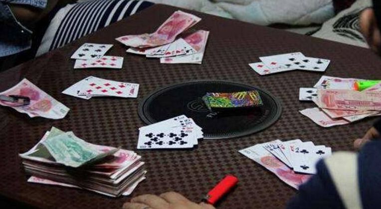 近日,南京六合公安分局程桥派出所端掉了一农村赌场,其中大量赌徒都是