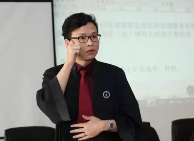 律政先锋|登上bbc主页的中国"手语律师"