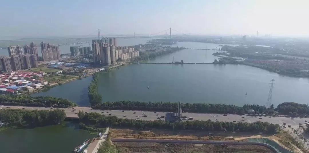 湖南卫视:岳阳东风湖年底将基本消除黑臭水体