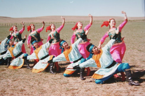 多姿多彩的蒙古族艺术_舞蹈