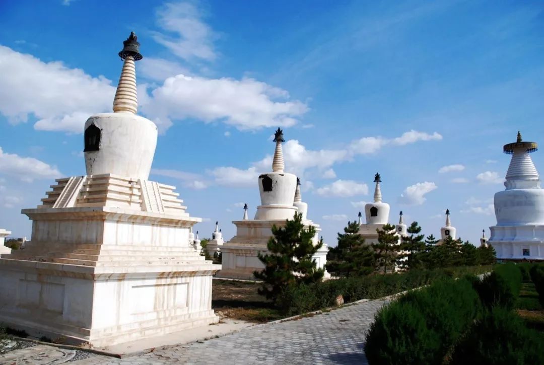 走进鸟语花香,风光旖旎的白塔寺,感受不一样的文化魅力