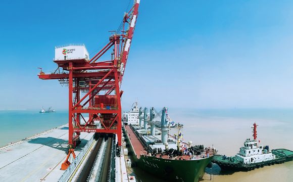 10万吨级滨海港通用码头