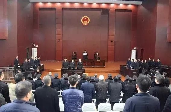 今年2月10日上午,运城市中级人民法院对闻喜县侯金发,侯金海,侯金