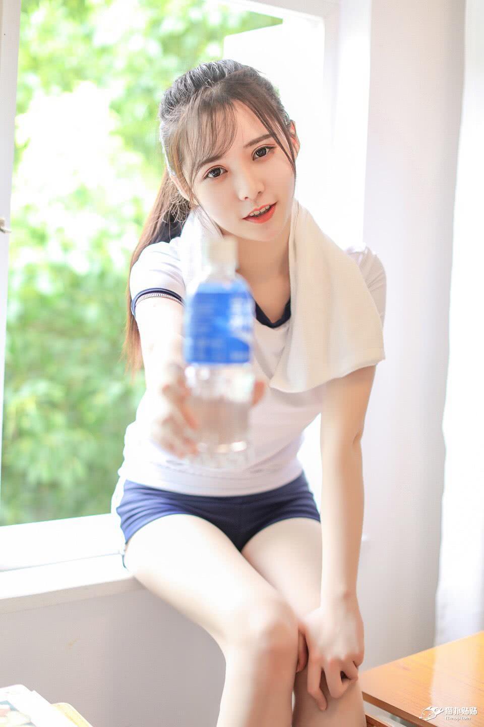 运动过后的美少女