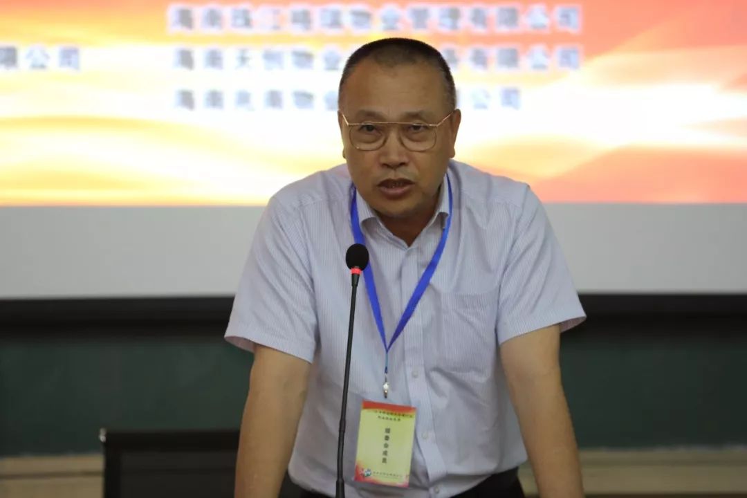 吴建社会长为开幕式致辞现场指挥现场评委现场评委现场评委在随后开展