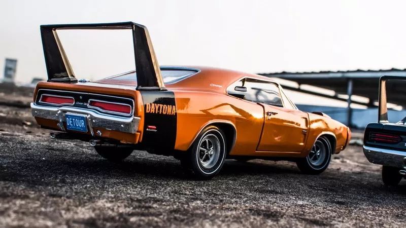 【分享】高尾翼双雄:dodge charger daytona & plymouth superbird