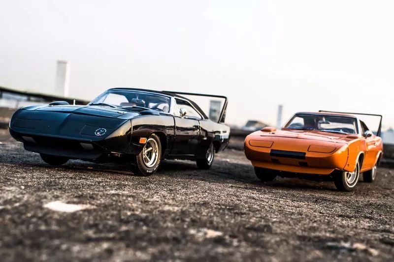 【分享】高尾翼双雄:dodge charger daytona & plymouth superbird