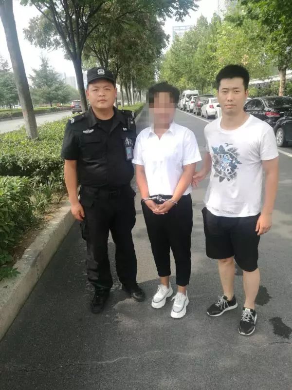 目前,犯罪嫌疑人范某已被登封警方刑事拘留.