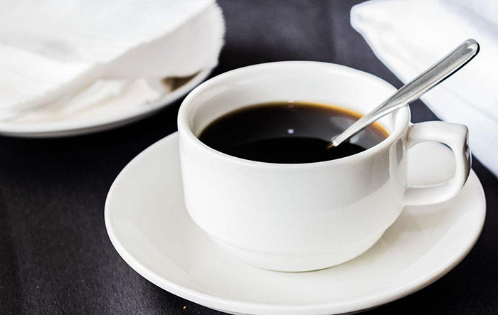 白领巧喝黑咖啡 享受,想瘦双丰收!