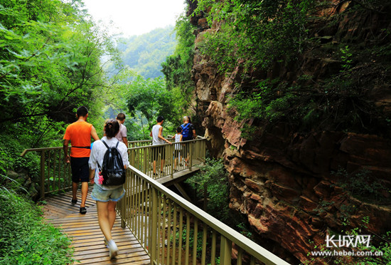 邢台县全域旅游发展再添新景 凤凰崖景区正式对外营业