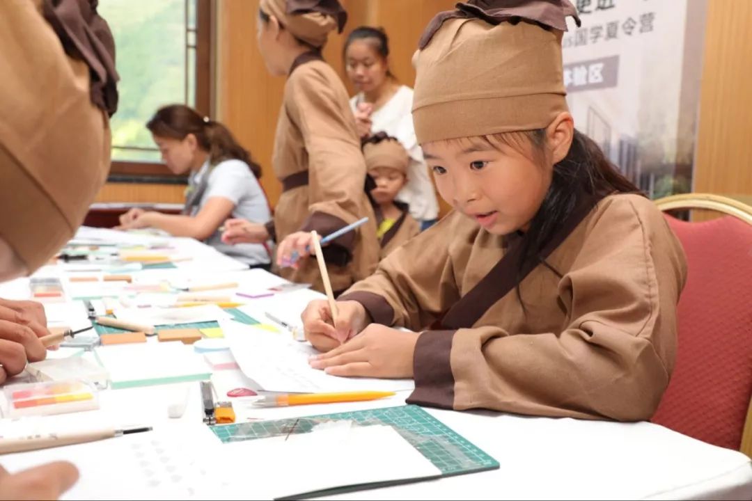 国学夏令营,学习传统文化需躬行!