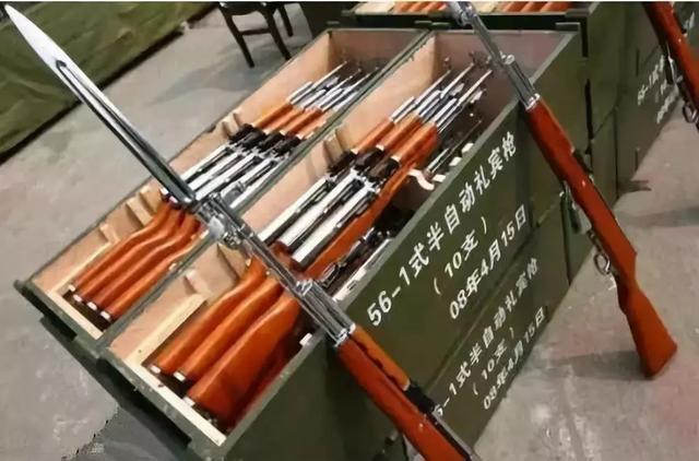 ak47和中国56冲用啥木头