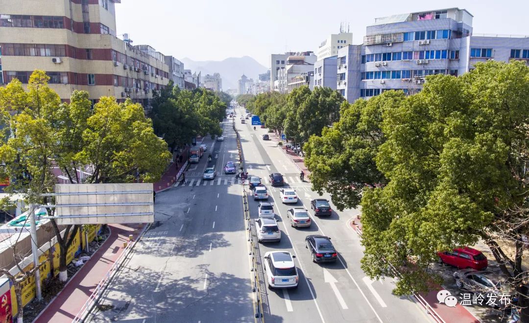 朱海伟摄万寿路在温岭市太平中部,西起北门街与方城路相接,东至东辉南