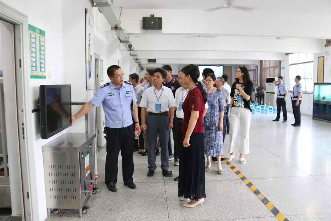 市粮食局开展8月党员活动日——赴洪泽湖监狱开展廉政