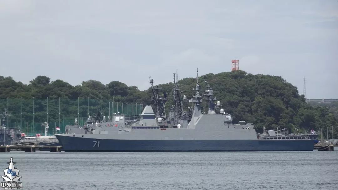 新加坡海军护卫舰访日