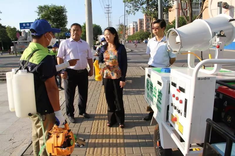 【卫计动态】副区长吴莲调研督导创建国家卫生城市工作