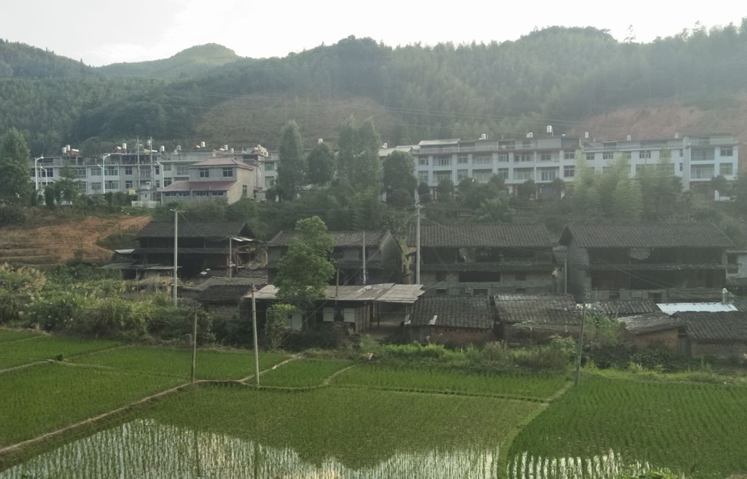 乡村简介店村村隶属建瓯市迪口镇,位于迪口镇南部,东与迪口镇下房村