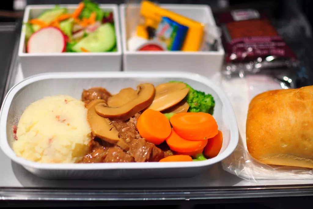 飞机餐哪家强?全球十家最好吃的飞机餐盘点~(八)美食
