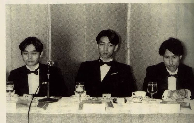 o 左起细野晴臣,坂本龙一,高桥幸宏国内上映的版本被删减了4分钟,据说