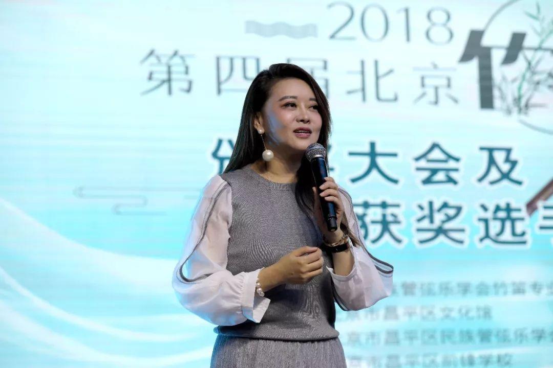 上海音乐学院教授,著名笛子演奏家唐俊乔主持并导聆.