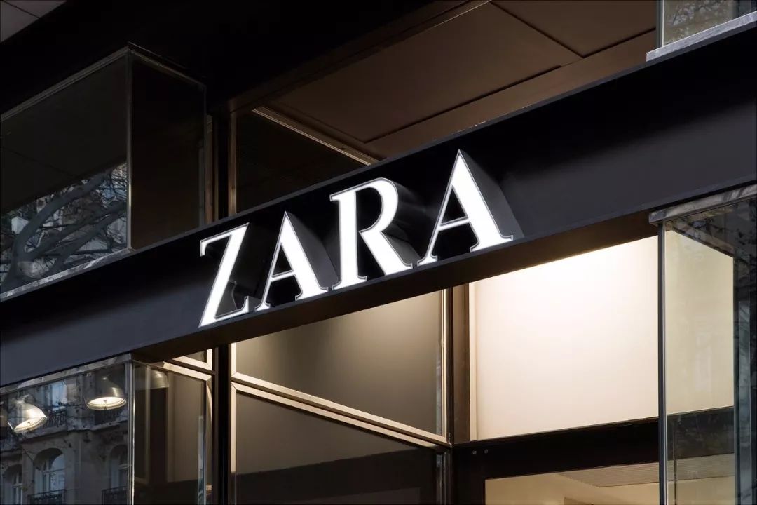 gap为什么干不过zara?网友:这也叫时尚?出门买菜都不想穿