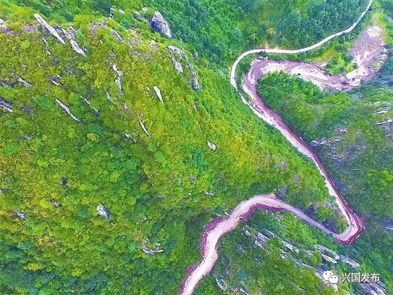 "小黄山"峰回路转