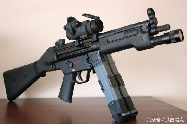 军事丨根据美国fbi提出要求为其(人质拯救队)研制的mp5冲锋枪