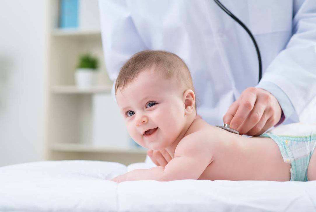 婴幼儿出现湿疹的原因有哪些？