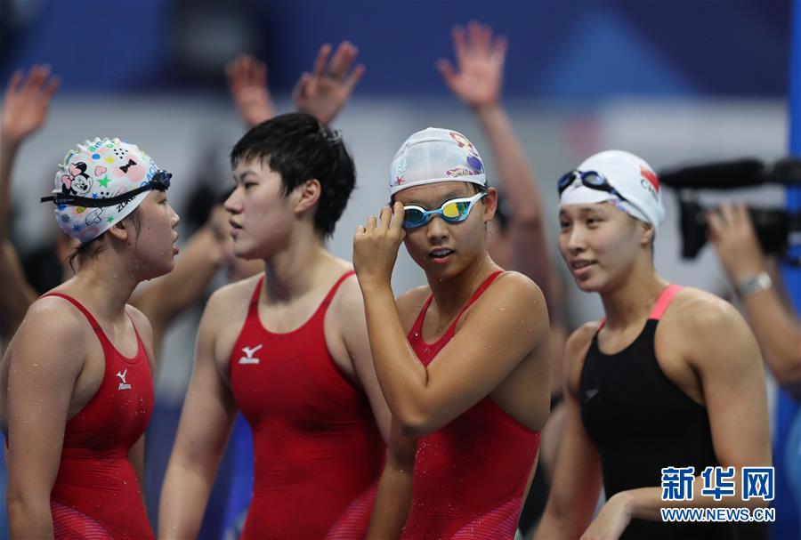 女子4x100米自由泳接力:中国队获得亚军