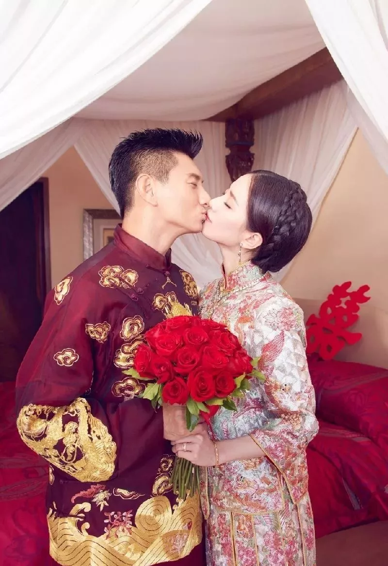 婚纱照唐装图片_唐装婚纱照图片大全(3)