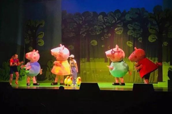英国正版授权儿童舞台剧《小猪佩奇的庆祝会》