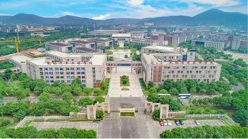 无锡汽车工程高等职业技术学校(无锡交通技师学院)先后由多所学校融合