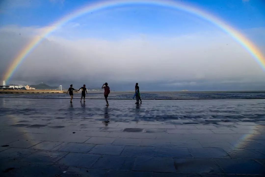 【热点】雨过天晴 天空惊艳了大连!_彩虹