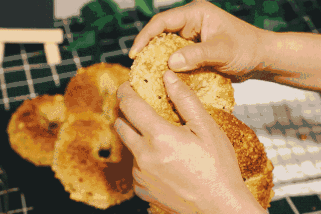 悄咪咪在广州的超市蹭空调的时候,还可以买个面包!