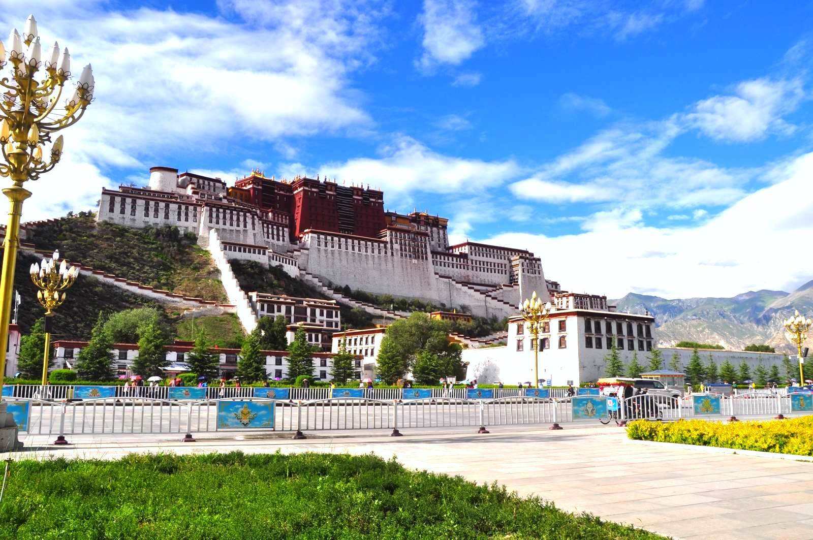 去一趟西藏要花多少钱?去西藏旅游应该做哪些准备？