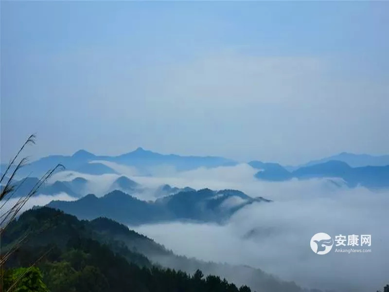 安康 女娲山云海 一次心灵的旅行(组图)