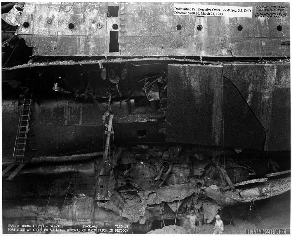 美军打捞"俄克拉荷马"号战列舰 模型还原的宏大场面