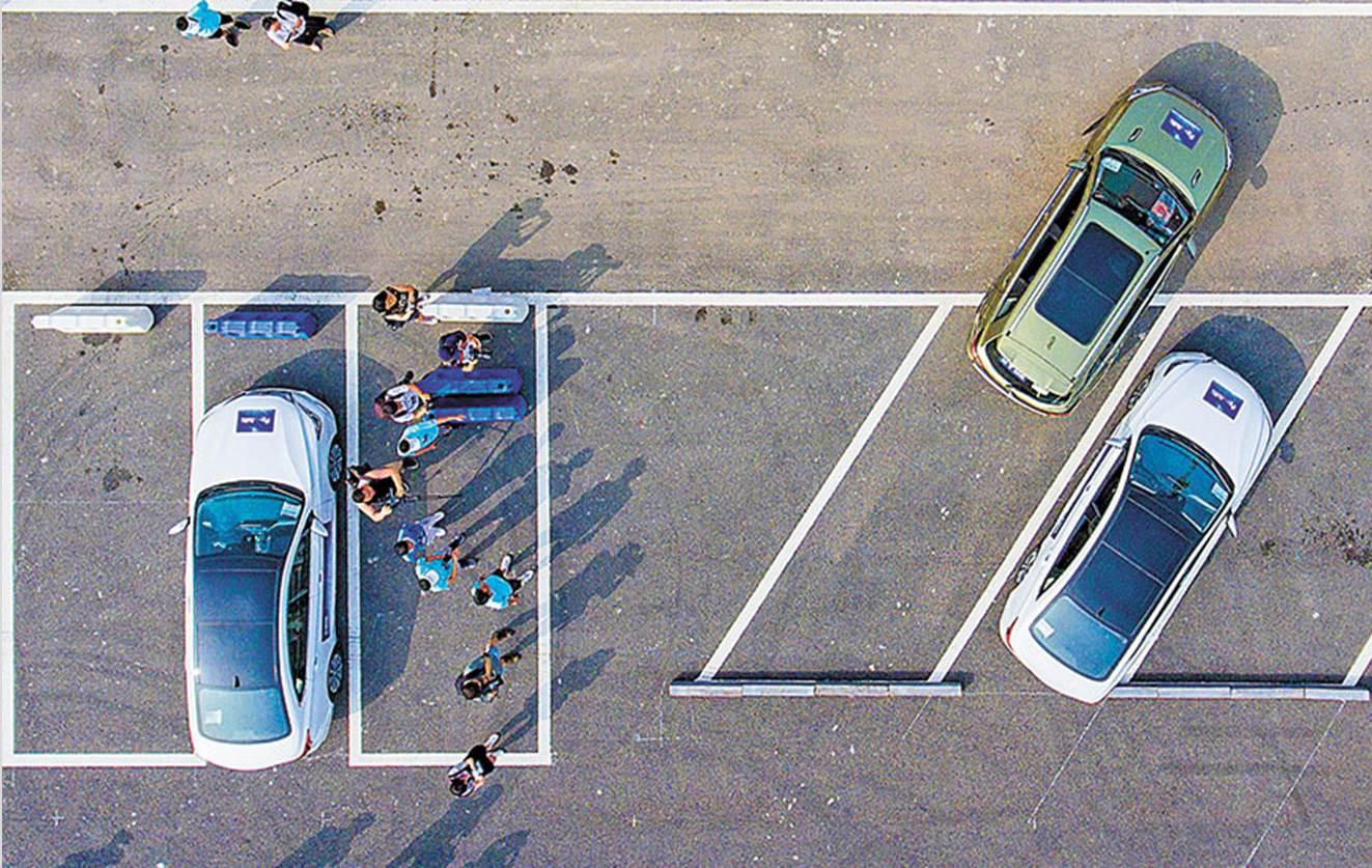 斜向车位泊车三种泊车场景,这三个场景又衍生出单边界车辆停车位