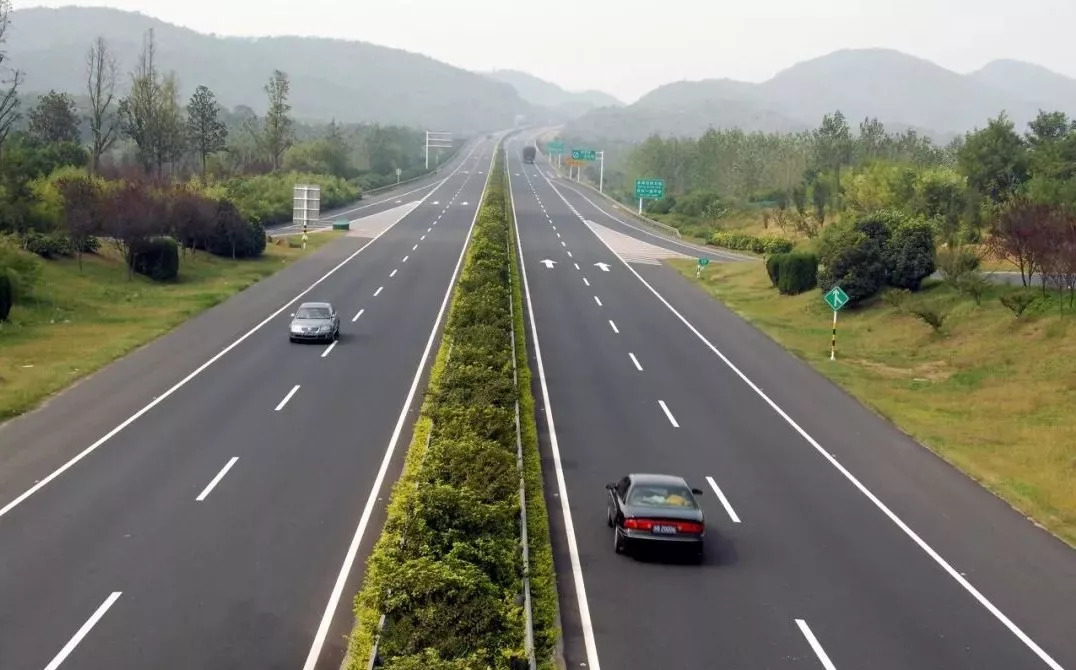 【建设】快看!渝黔高速公路扩能项目万盛段施工全面展开啦