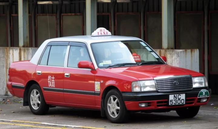 香港的"皇冠"出租车,其实是假皇冠?