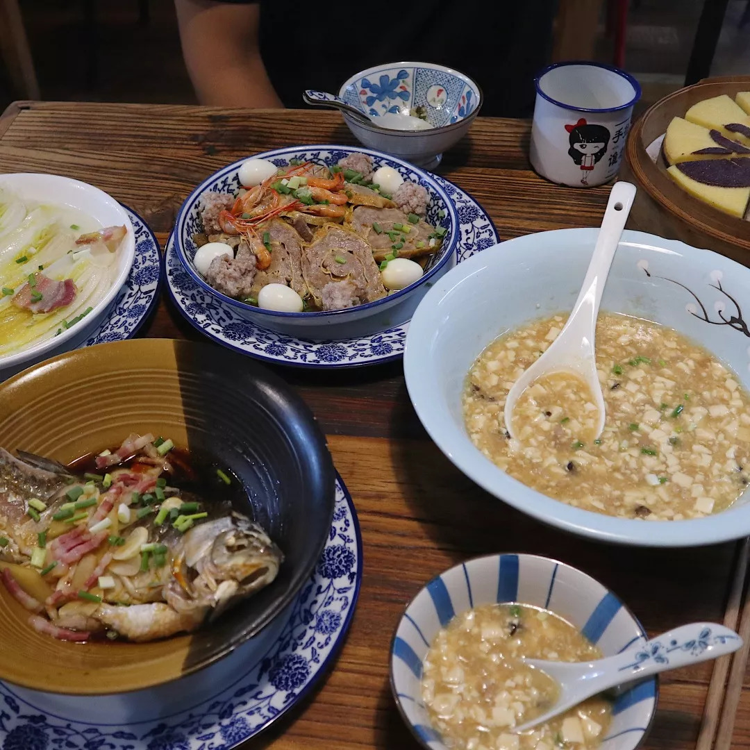 人均50左右. 是一家用心蒸菜的诸暨河鲜馆了. 近期美食地图