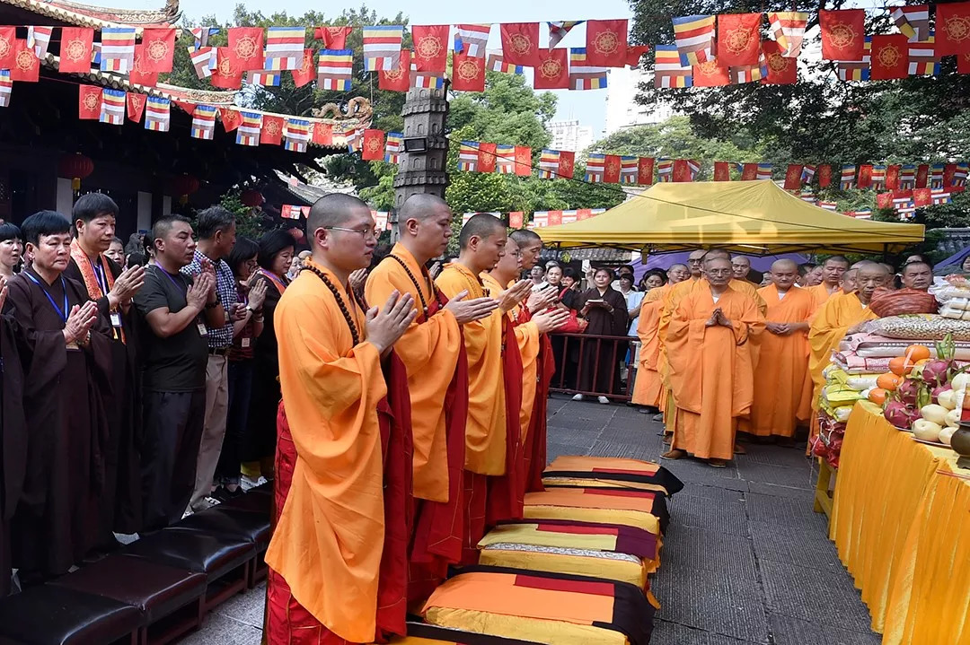 水陆法会第六天丨举行瑜伽焰口法会明日法会圆满将隆重举行送圣仪式