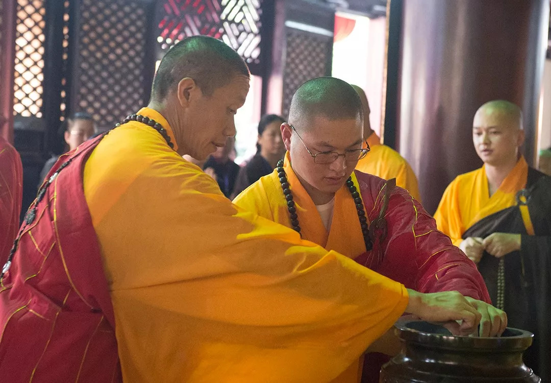 水陆法会第六天丨举行瑜伽焰口法会明日法会圆满将隆重举行送圣仪式