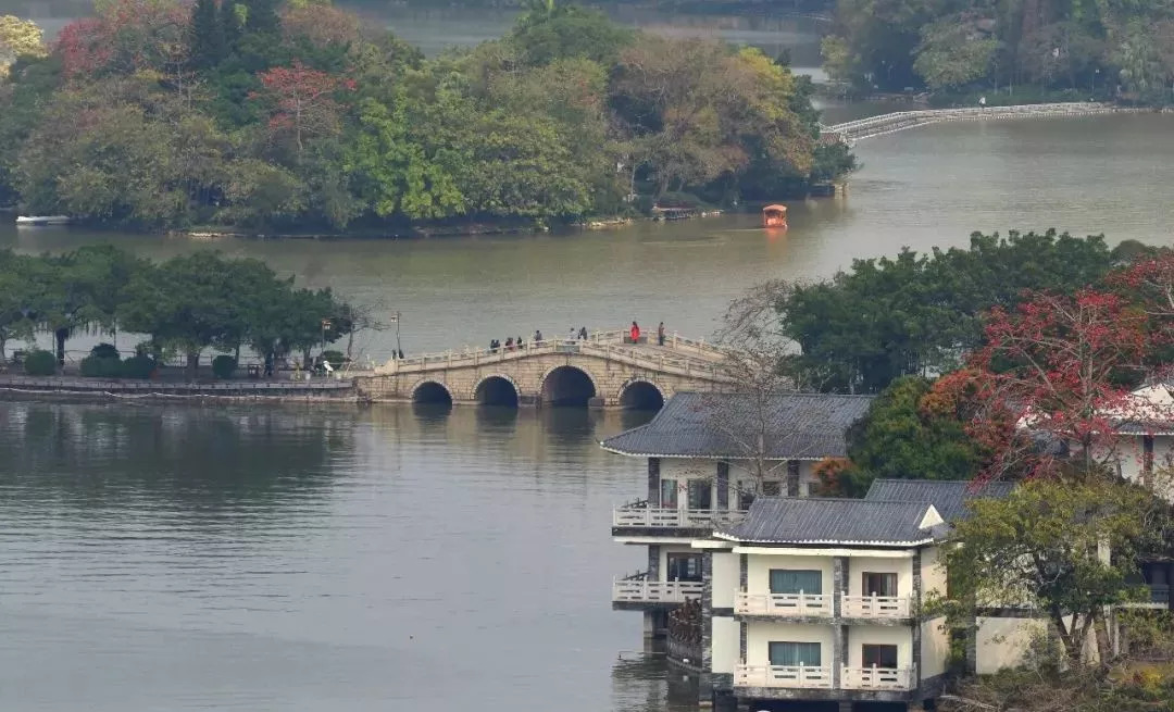 风景线已有900多年历史的苏堤"惠州西湖第一桥"西新桥惠州西湖的桥