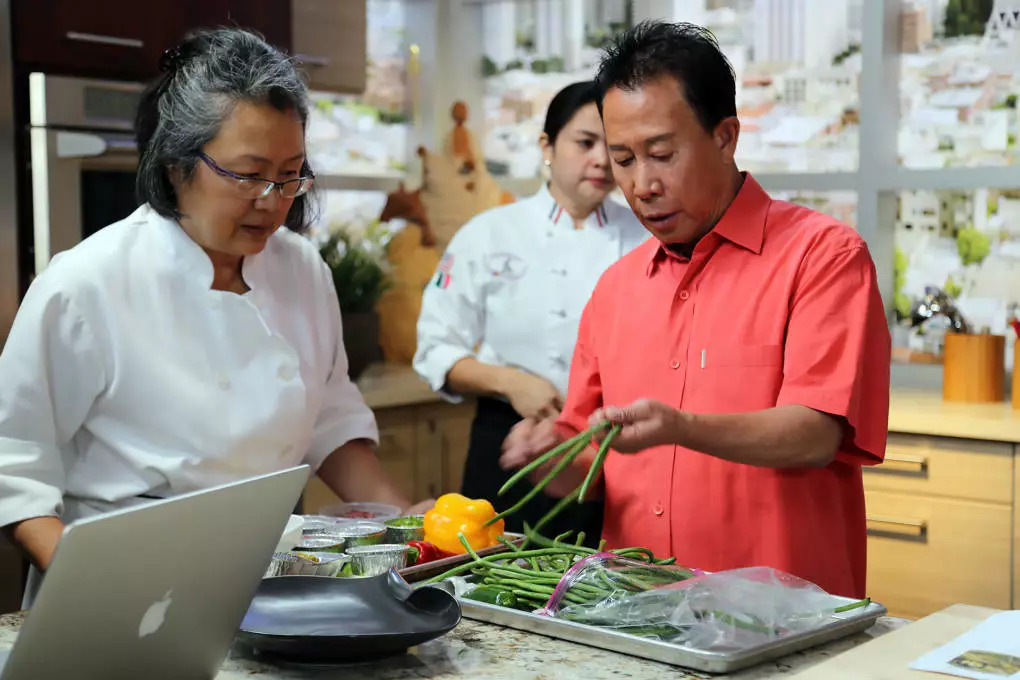 【双语】Martin Yan： Bringg Chb体育ese Cularyulture to thWorld(图6)