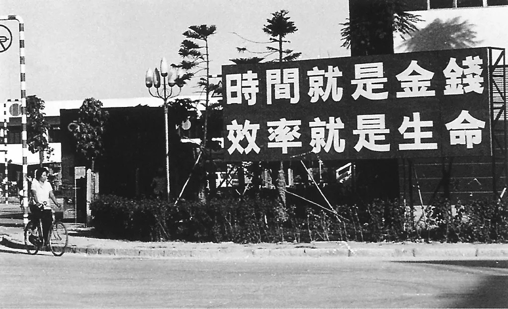 南宁市70年代有多少人口_南宁市有几个叫蔡秋凤(2)