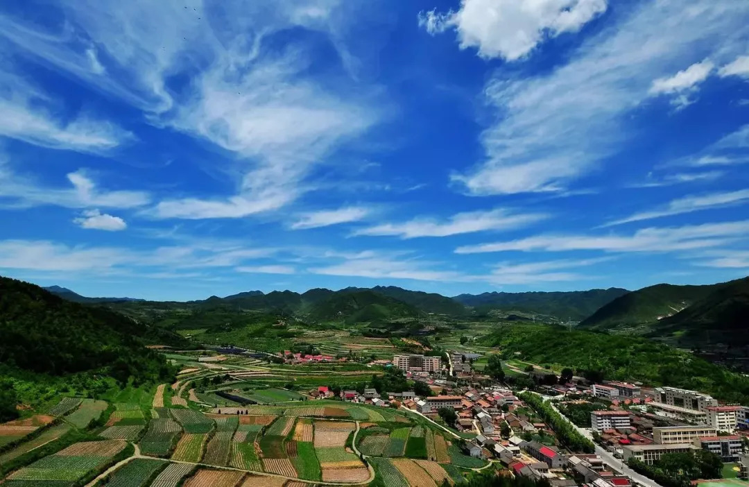 县 佛教圣地 周礼之乡 关陕锁钥 古称陇州 秦岭夏都 慢城太白 宝鸡