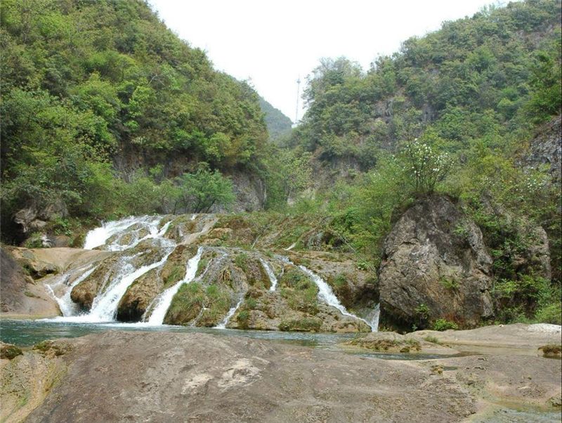 湖北十堰郧县虎啸滩风景区被誉为无山不奇无水不秀的景区